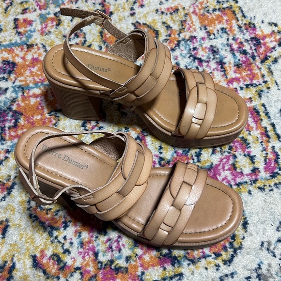 Buckle | Pierre Dumas Woven Heeled Sandal Size 10 - Picture 7 of 15